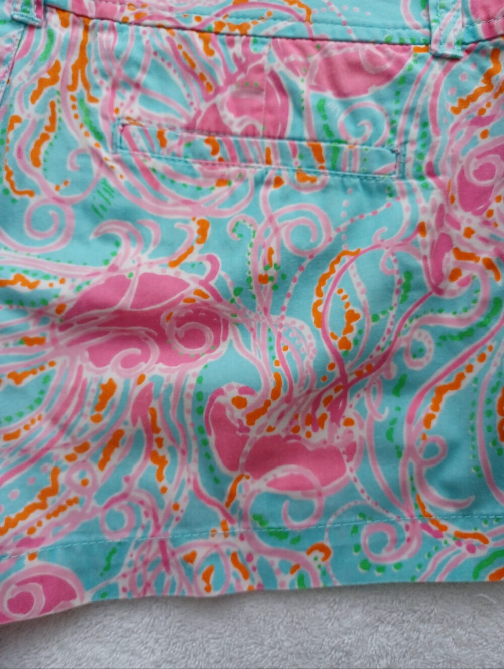 Lilly Pulitzer The Walsh Jelly Fish Print Shorts, Size 8 - Picture 8 of 16